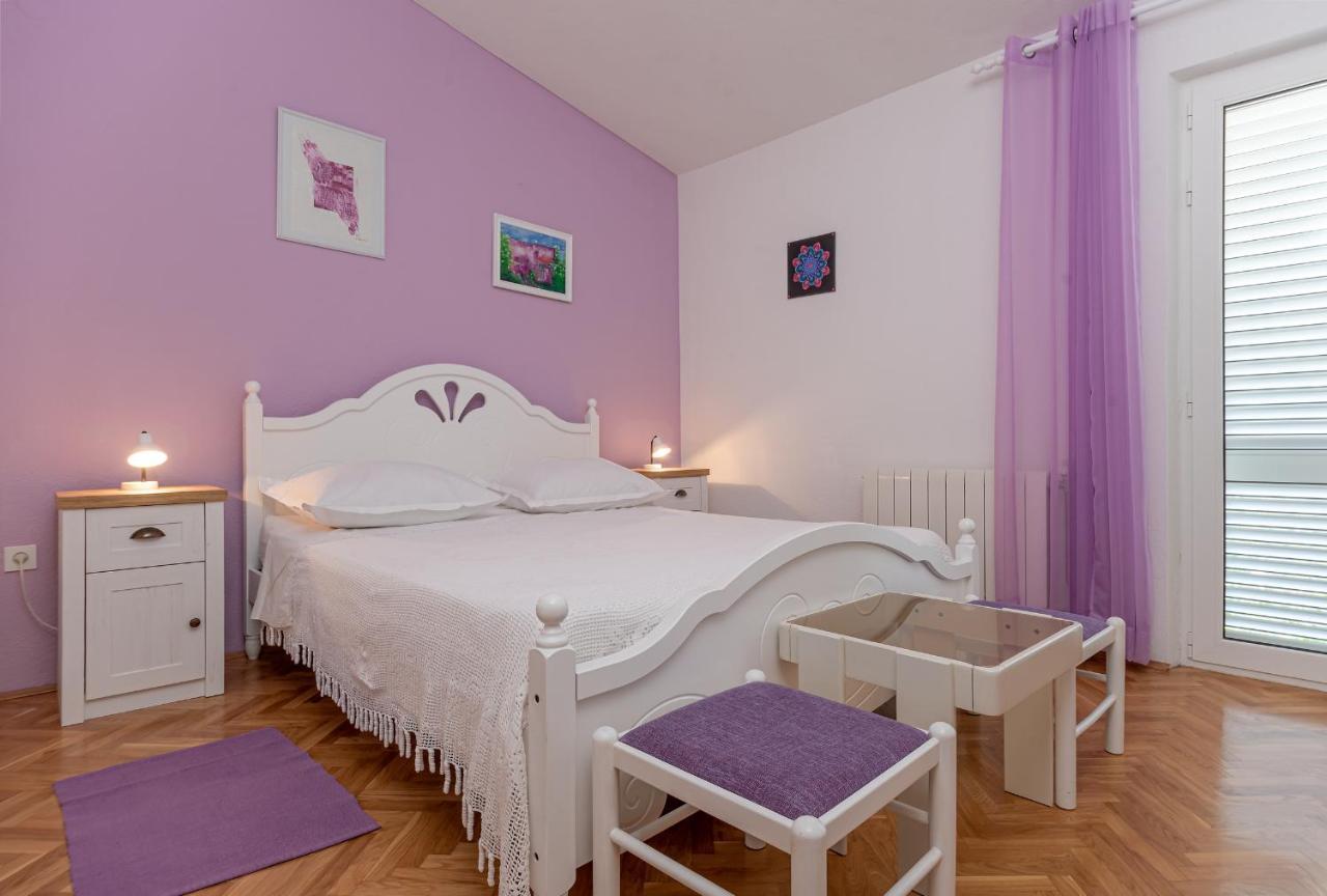 Apartments Villa Lilla Baska Voda Luaran gambar